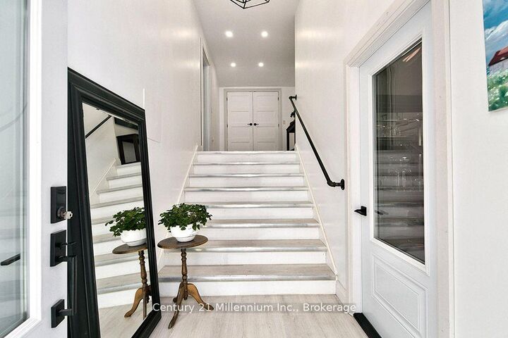 Photo de la propriété: 727302 22 C Side Road ON N0H 1N0