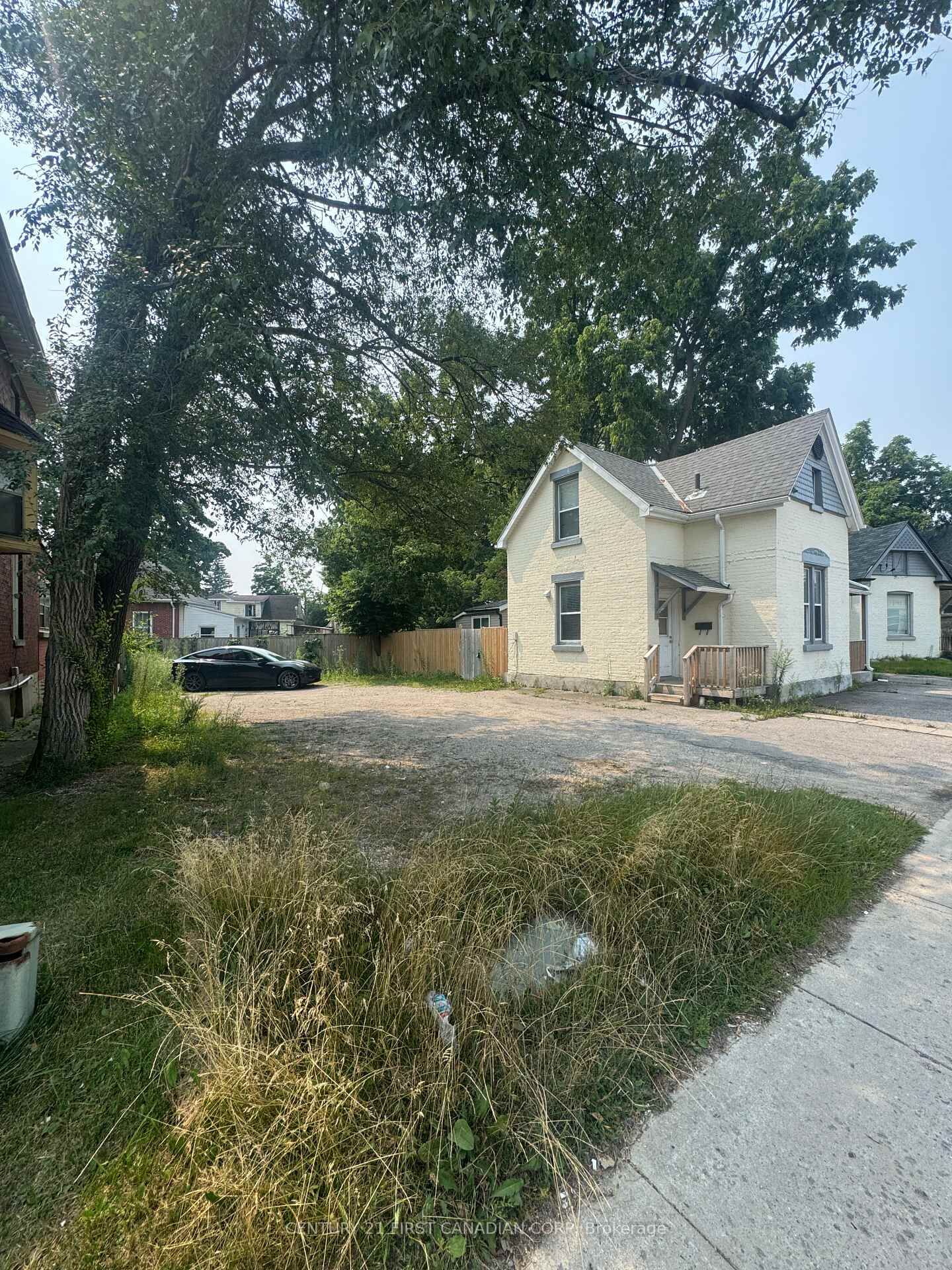 Photo de la propriété: 28 Oxford Street W A ON N6H 1R3