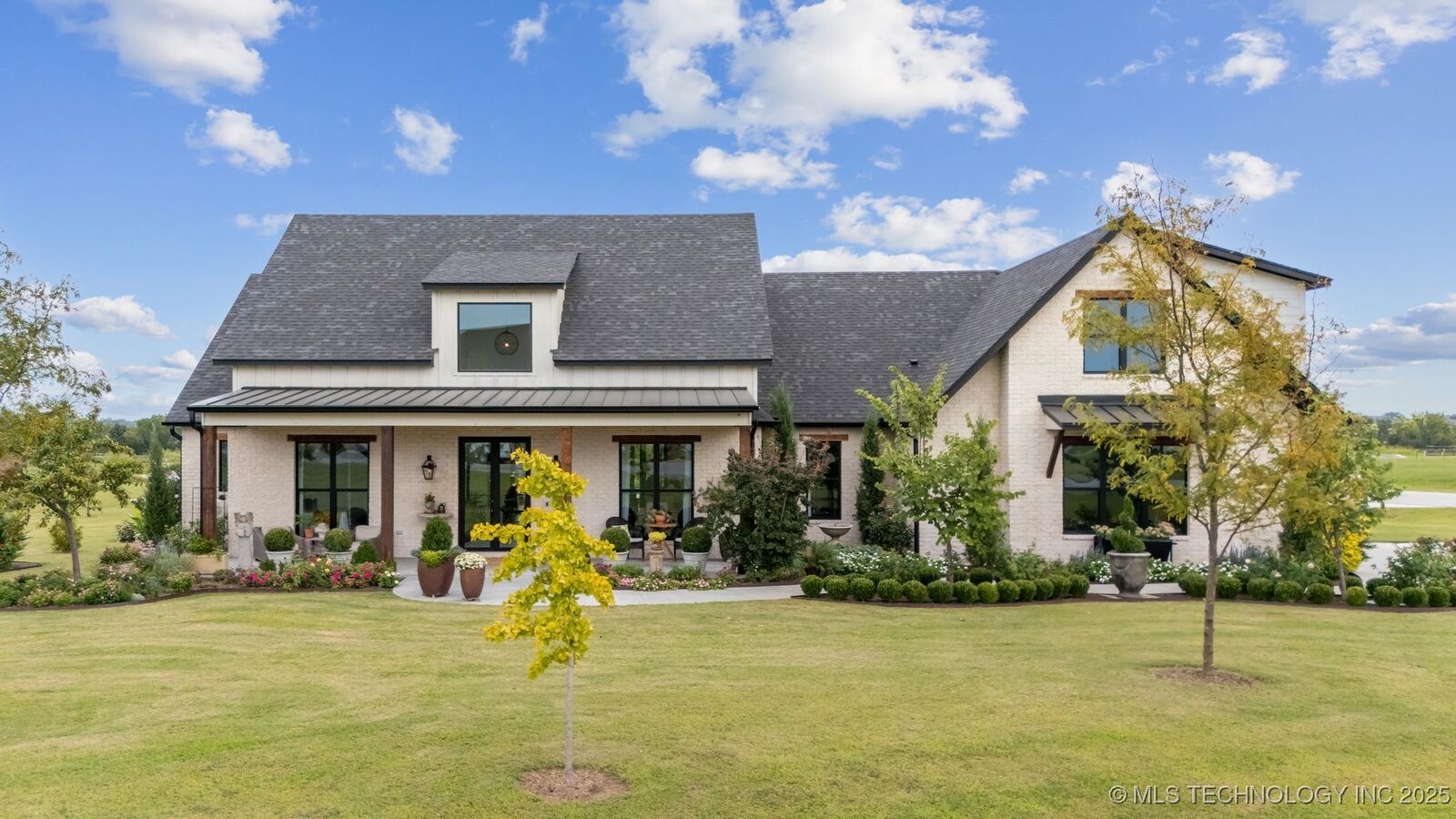 Property Photo:  31001 E 68th Street  OK 74014 