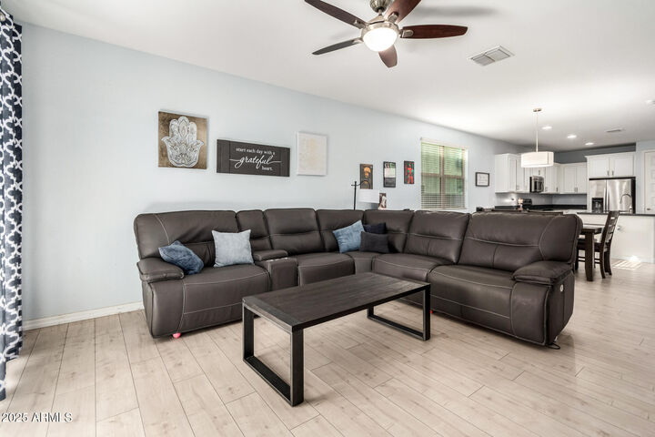 Property Photo:  229 E Vicenza Drive  AZ 85140 