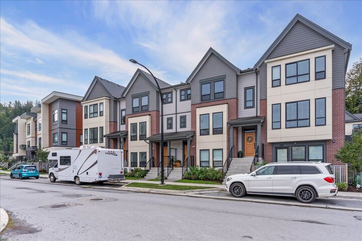 Photo de la propriété: 45500 Campus Drive 10 BC V2R 6E9