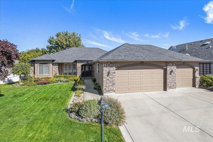2200 E Mackay Ct  Meridian ID 83642-6798 photo