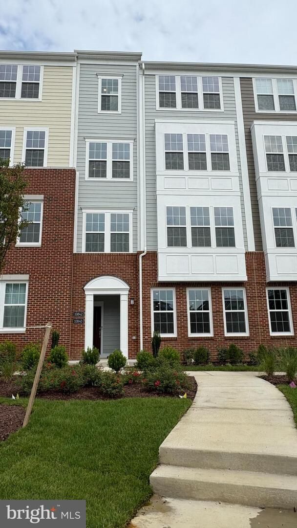 10840 Cedar Avenue  Fairfax VA 22030 photo