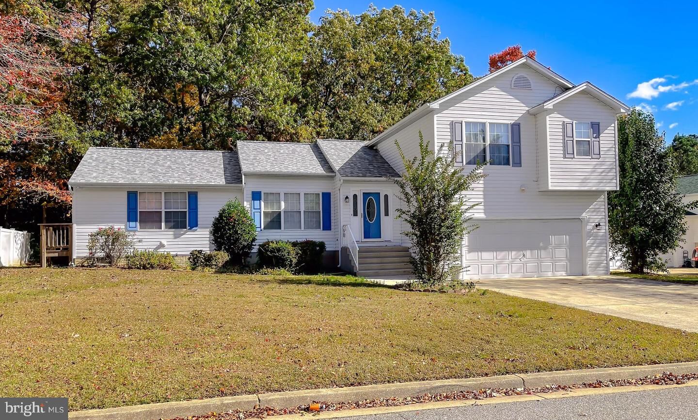 Property Photo: 20804 Red Rose Court MD 20653