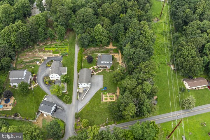 Property Photo:  259 Hill Road  PA 17557 