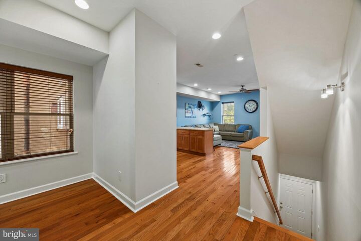 Property Photo:  1708 Christian Street B  PA 19146 