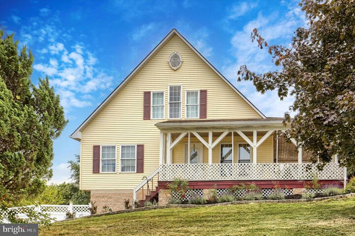 Property Photo: 3 Hitching Post Circle PA 17364