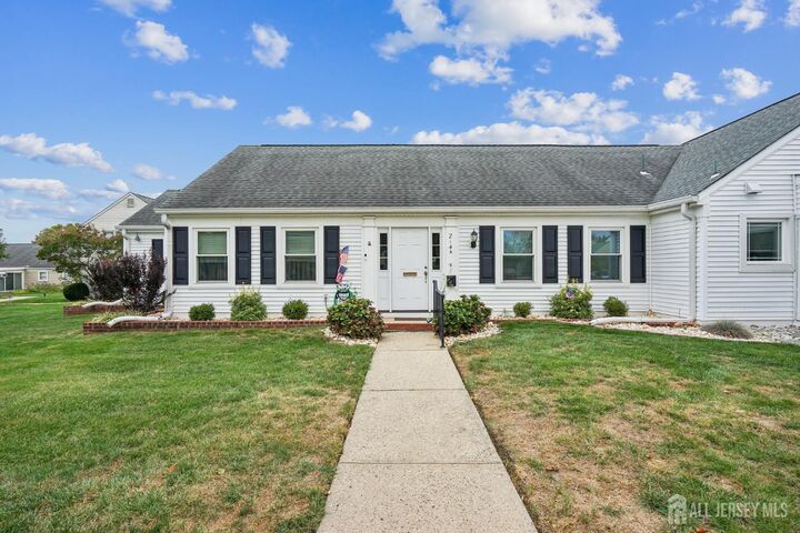 214 Mayflower Way A  Monroe NJ 08831 photo