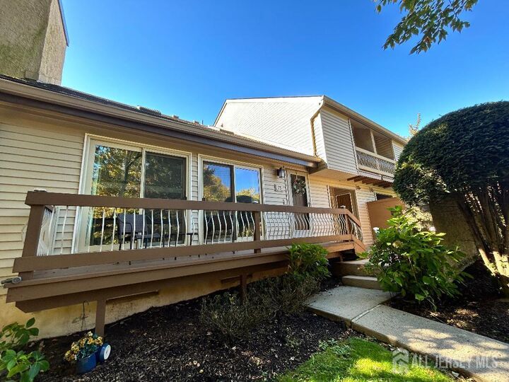 75 Kelly Drive  Edison NJ 08820 photo