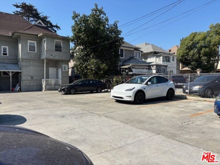Property Photo: 1040 S Westlake Ave CA 90006