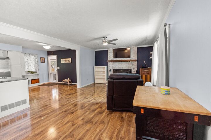 Property Photo: 3156 Hoover Road OH 43123