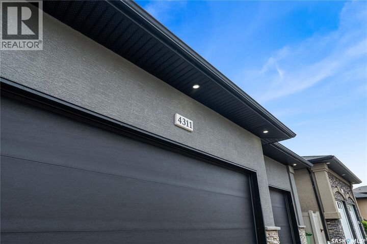 Property Photo:  4311 Sandpiper Crescent E  SK S4V 1N3 
