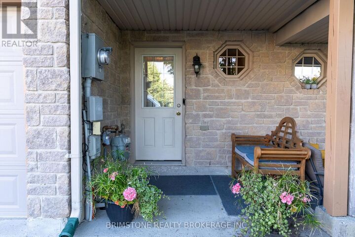 Property Photo:  175 Stanley Street 9  ON L4M 0G2 