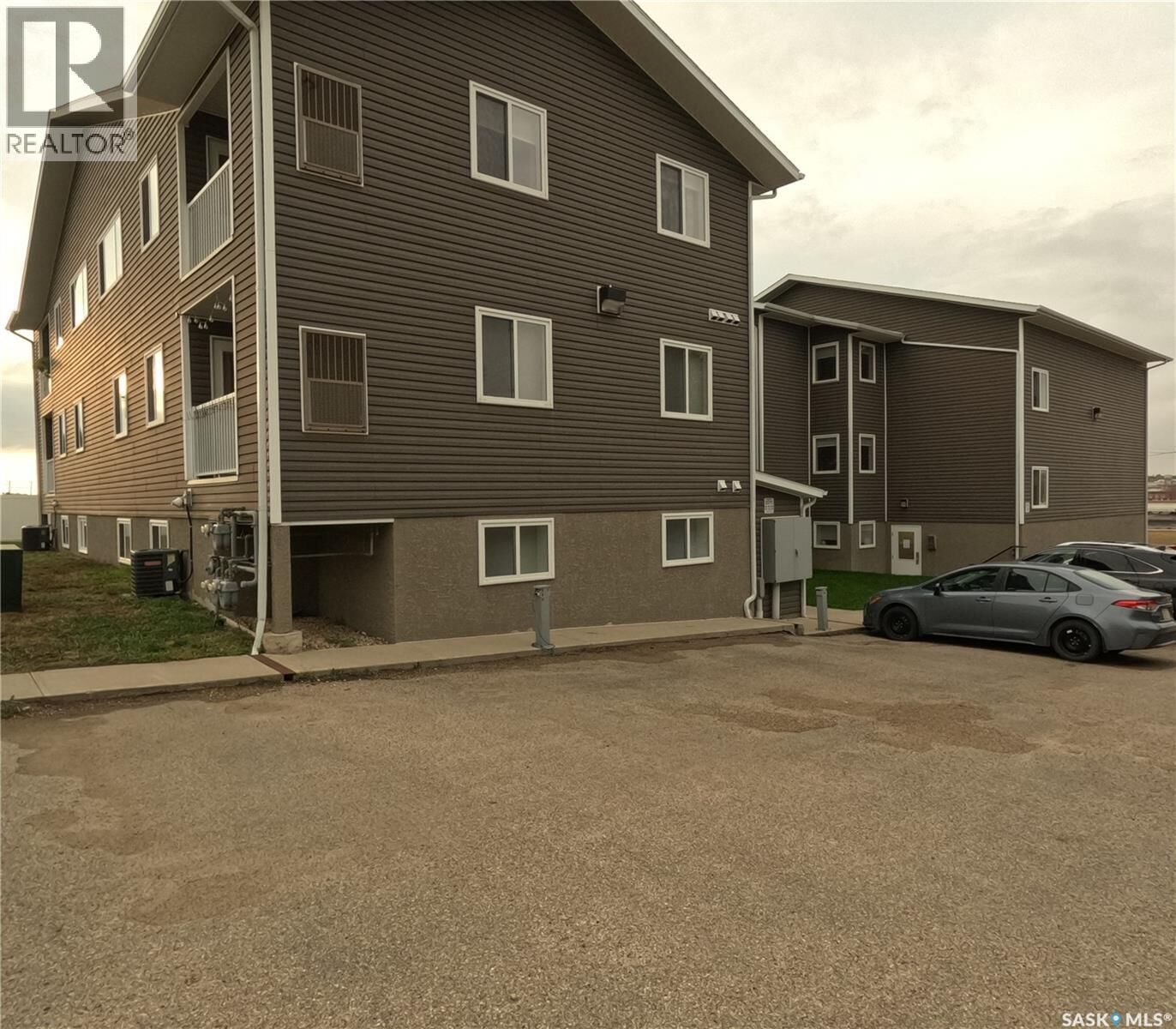 Property Photo:  101 221 Main Street S  SK S6H 4R6 