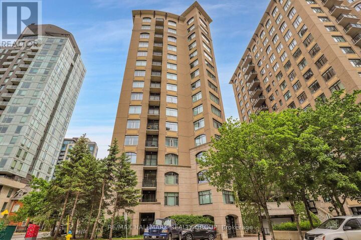 Photo de la propriété:  85 Bronson Avenue 1003  ON K1R 6G7 