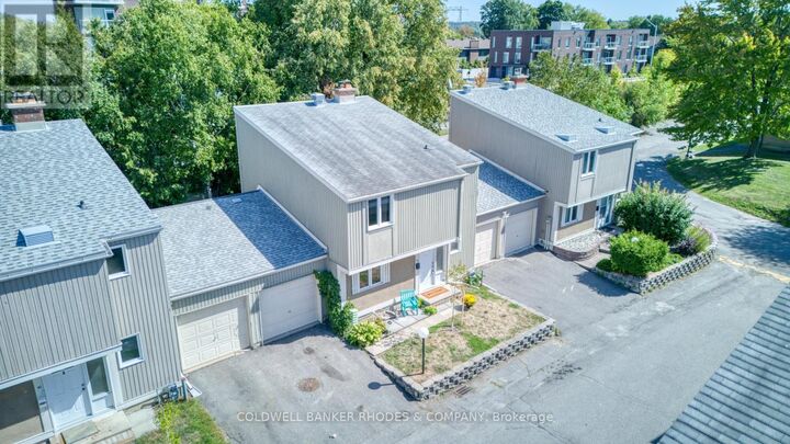 Property Photo:  43 Jackson Court 69  ON K2K 1B6 