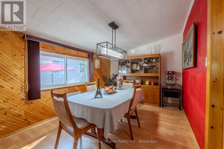 Property Photo:  208 Little Down Lane 12  ON P1B 8G2 