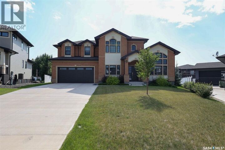 Property Photo:  12 Yale Place  SK S4L 0C7 
