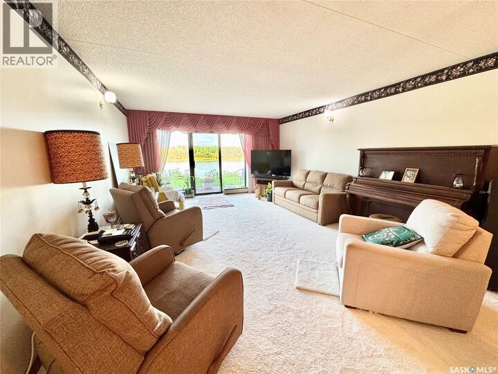 Property Photo:  1B 516 River Street E  SK S6V 0A6 