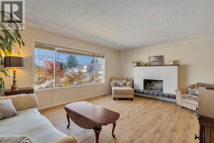 Property Photo:  2917 Springfield Road  BC V1X 4N5 