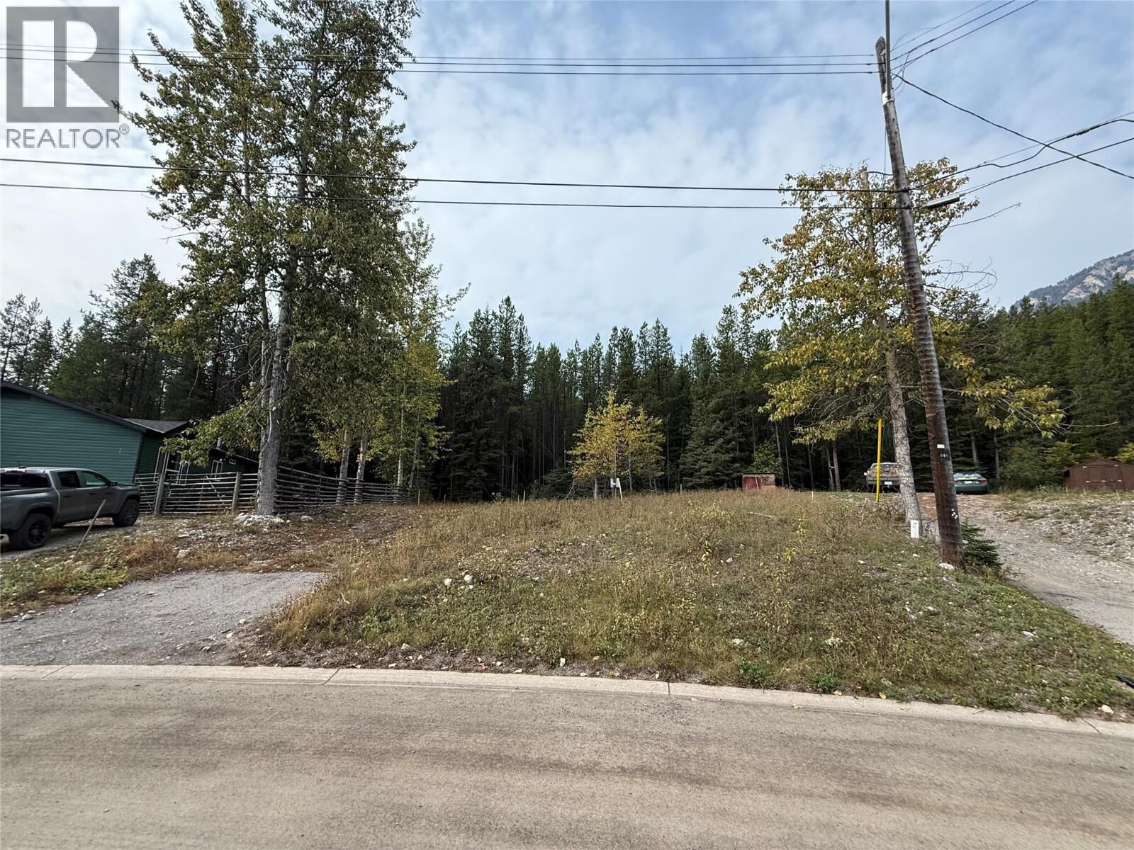 Property Photo:  1769 Niagara Crescent  BC V0B 1H0 