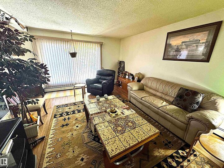Property Photo:  10035 164 Street NW 201  AB T5P 4L4 