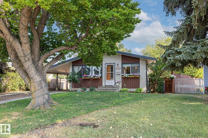 13515 124 Street NW  Edmonton AB T5L 0R7 photo