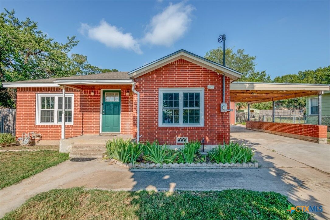 Property Photo:  506 Veterans Avenue  TX 76522 