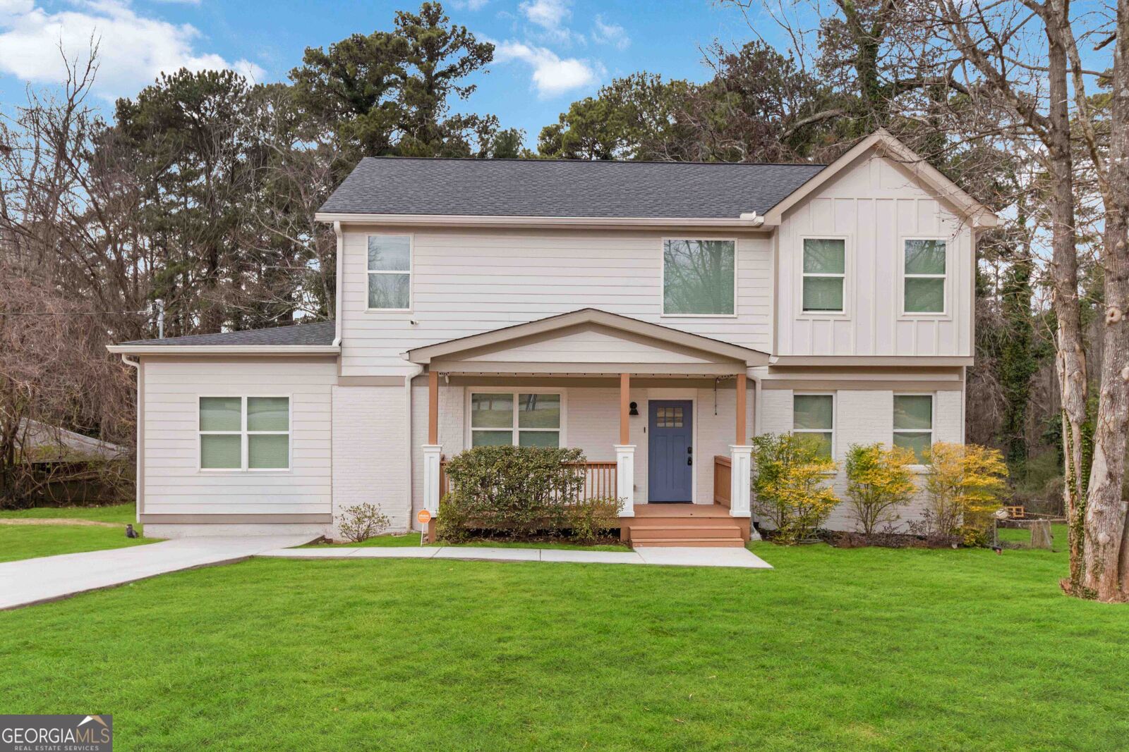 Property Photo: 2206 Loring Court GA 30032