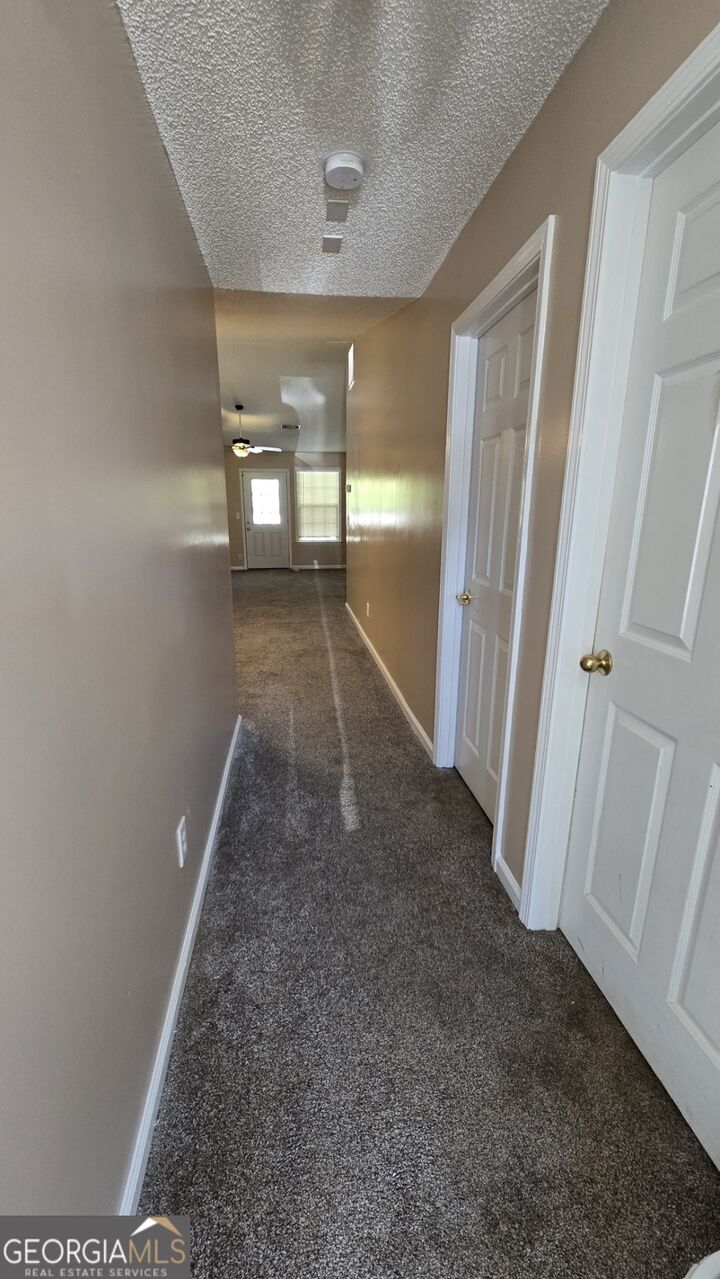 Property Photo: 1731 Summerwoods Lane GA 30224