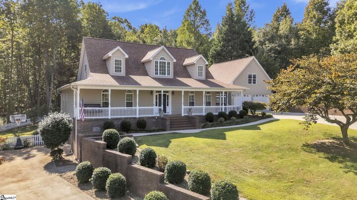 Property Photo:  121 Raccoon Trail  SC 29690 