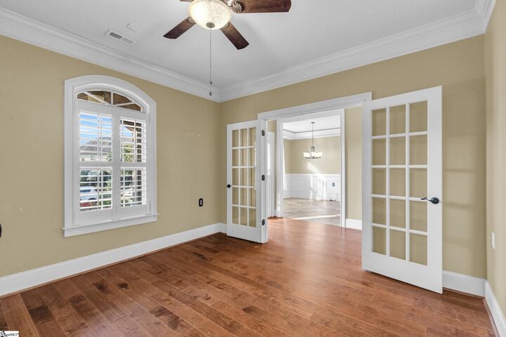 Property Photo: 105 Bur Oak Drive SC 29687-4631