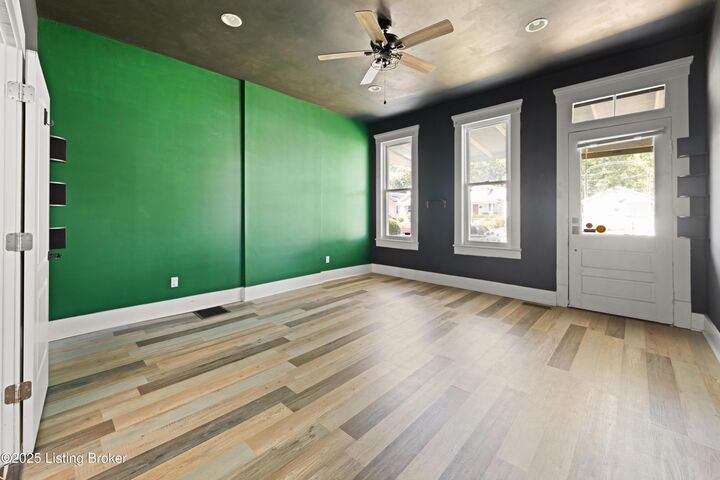 Property Photo:  636 Rawlings St  KY 40217 