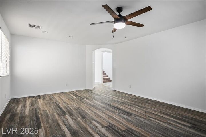 Property Photo: 1043 Monte De Oro Avenue NV 89183