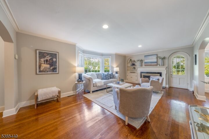 Property Photo:  62 Beekman Rd  NJ 07901 