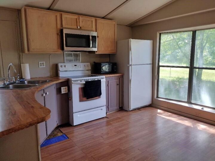 Property Photo:  2667 Pine Street  FL 32110 