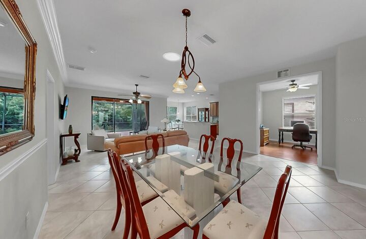 Property Photo: 349 Laurel Falls Drive FL 33572
