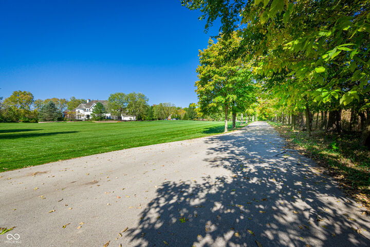 Property Photo:  9520 E 300 S  IN 46077 