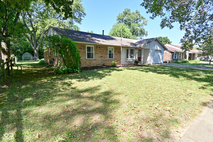 Property Photo: 7624 Miracle Road IN 46237