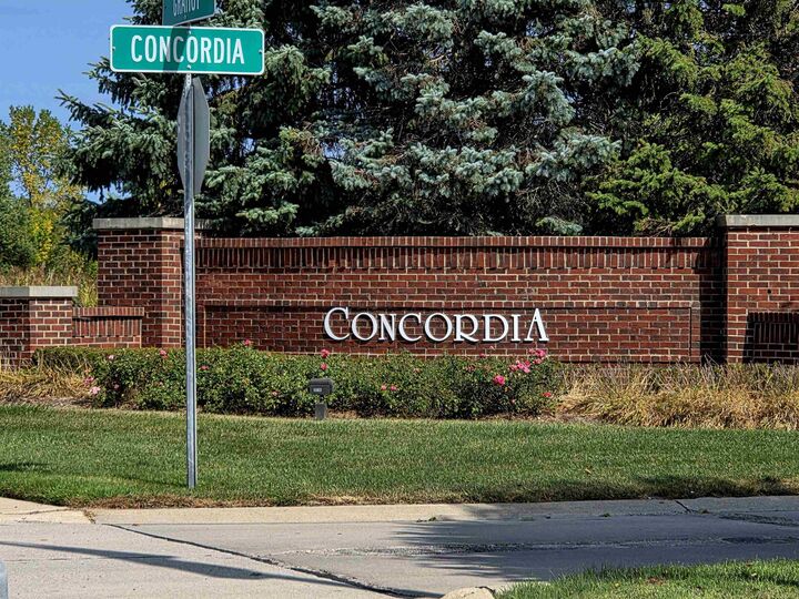 Property Photo:  30596 Sabrina Court  MI 48051 