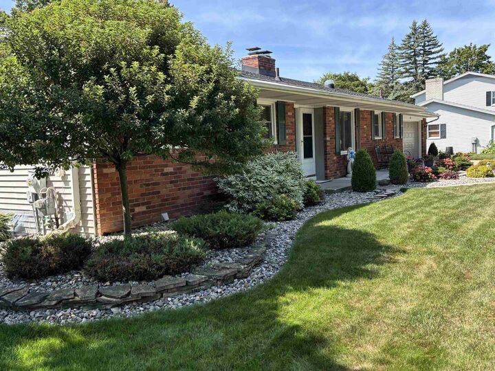 Property Photo:  319 Harvest Lane  MI 48734 