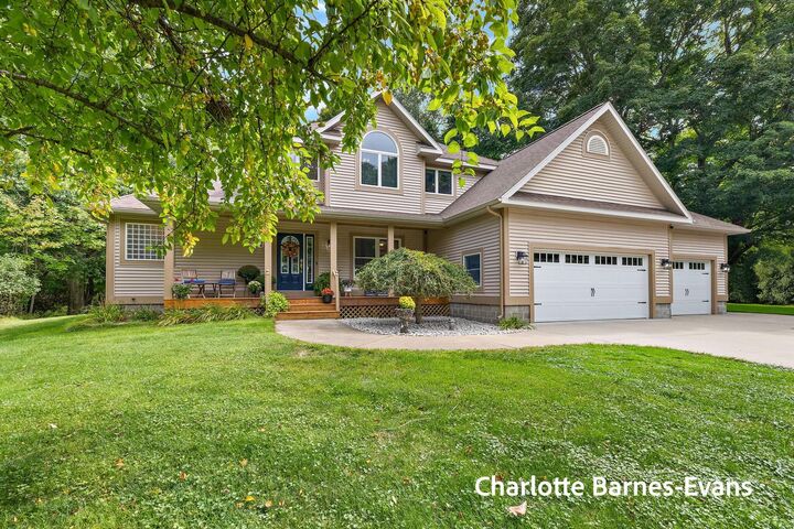 5288 N Scenic Drive  Whitehall MI 49461 photo