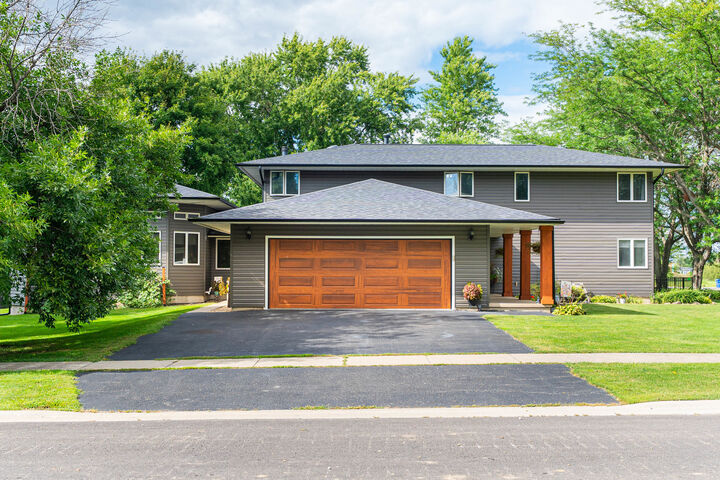 270 Prairie Street  Hinckley IL 60520 photo