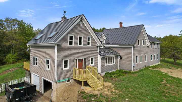 Property Photo:  137 Old Belfast Road  ME 04438 