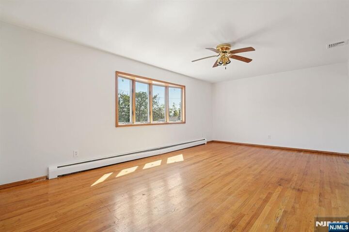 Property Photo:  257 Cliff Street  NJ 07075 