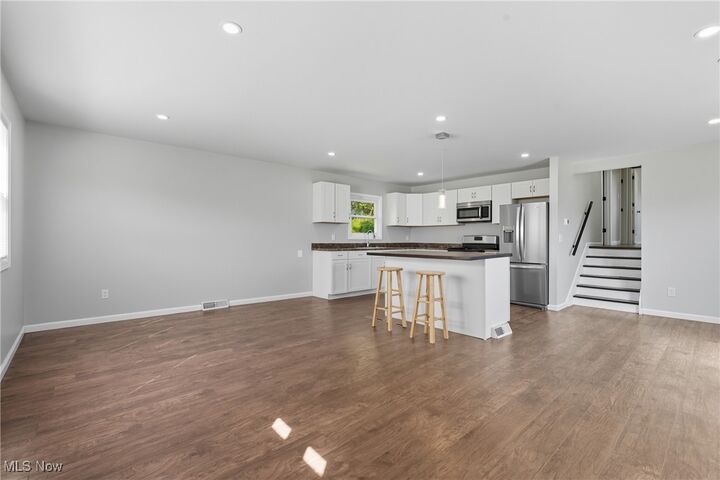 Property Photo:  968 Cameron Ave  OH 44502 
