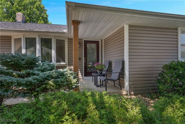 Property Photo:  1272 Valley View Drive  OH 44512 