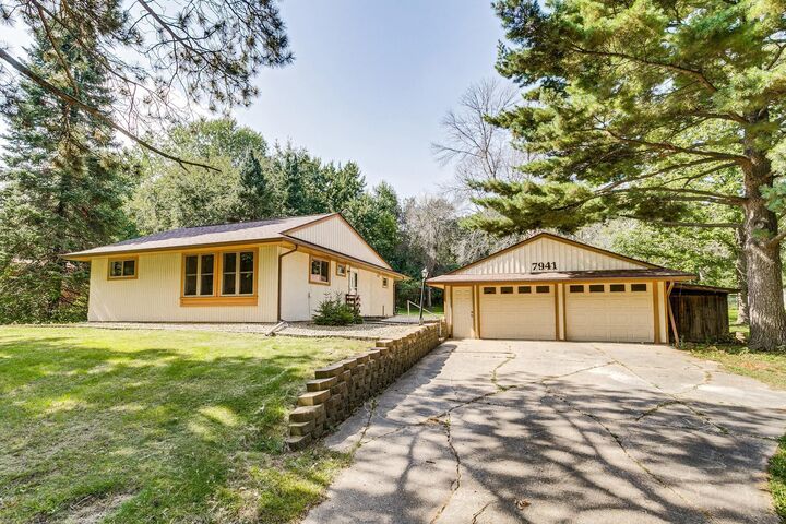 Property Photo:  7941 Mount Curve Boulevard  MN 55445 