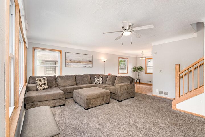 Property Photo: 2250 Edgebrook Avenue MN 55119