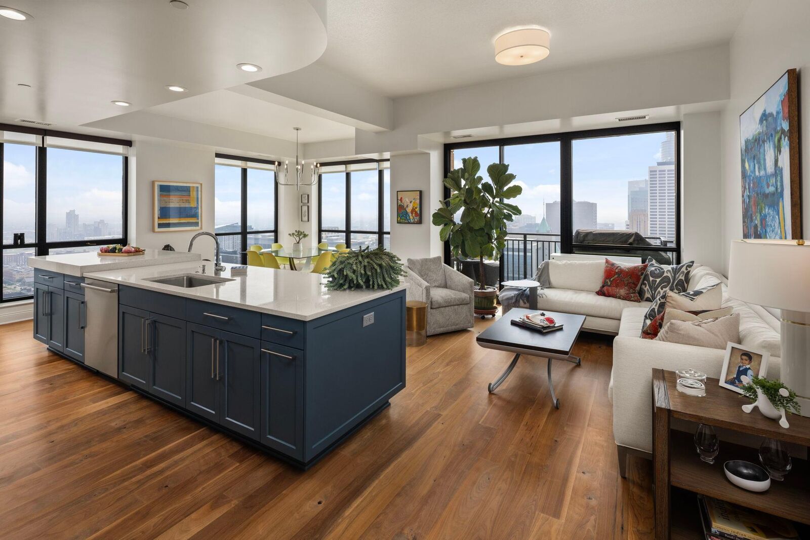 Property Photo:  100 3rd Avenue S 3604  MN 55401 